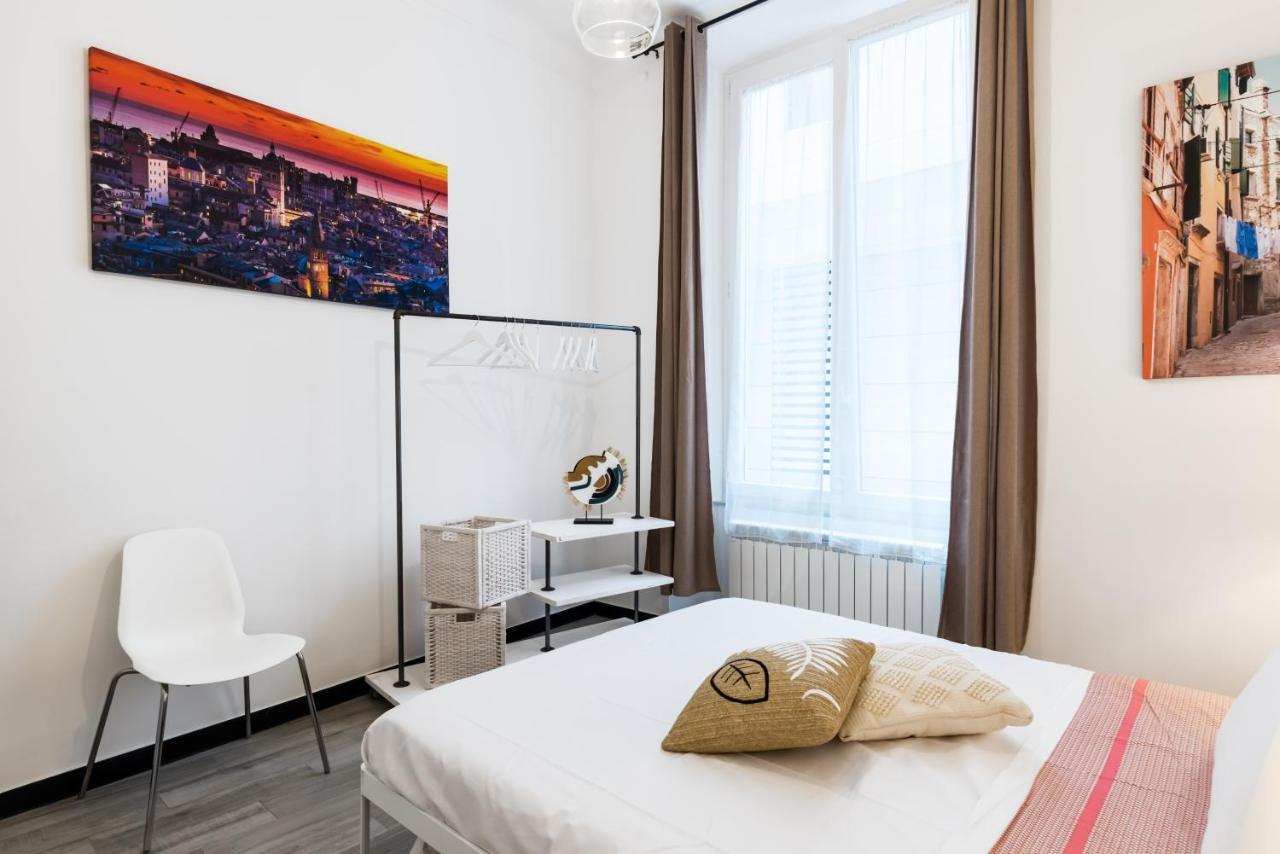Acquario 5' Free Wifi & Netflix "Prione" By Tilo Apartment'S Генуя Экстерьер фото